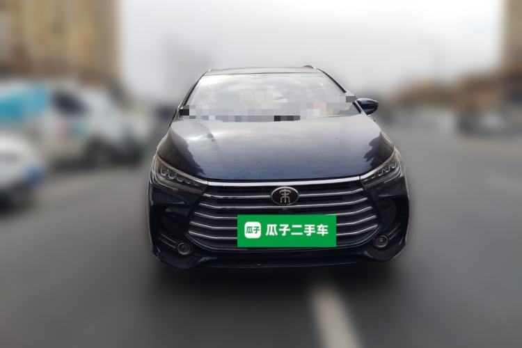Used BYD Song MAX 2018 1.5T Automatic Smart Connect Elite Model with 6 Seats
