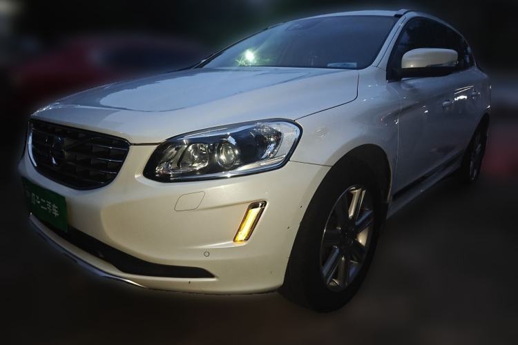 Used Volvo XC60 2016 T5 AWD Zhiyuan Edition Guazi used car, China used car export, Used car for sale, Used cars, Cheapest cars for sale