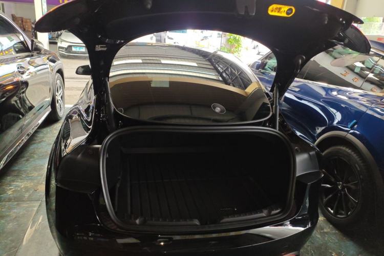 Used Tesla Model 3 2023 Rear-Wheel-Drive Version