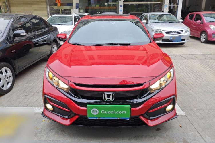 Used Honda Civic 2021 HATCHBACK 220TURBO CVT New Trendsetter
