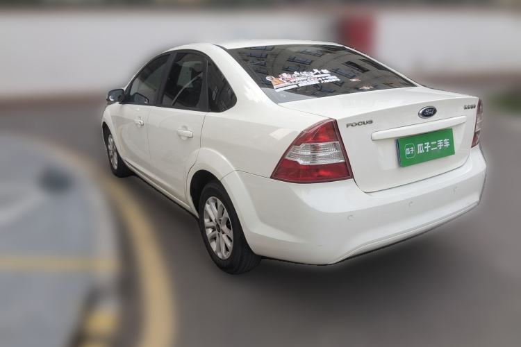 Used Ford Focus 2013 Sedan Classic 1.8L Manual Base Model