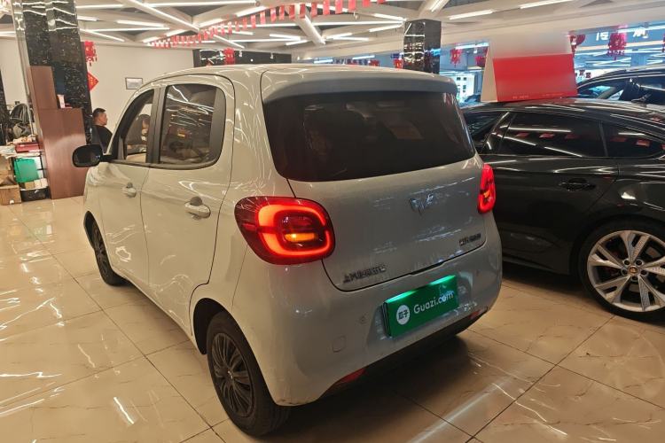 Used Wuling Hongguang MINIEV 2025 Four-Door Version Advanced Edition Exterior 2