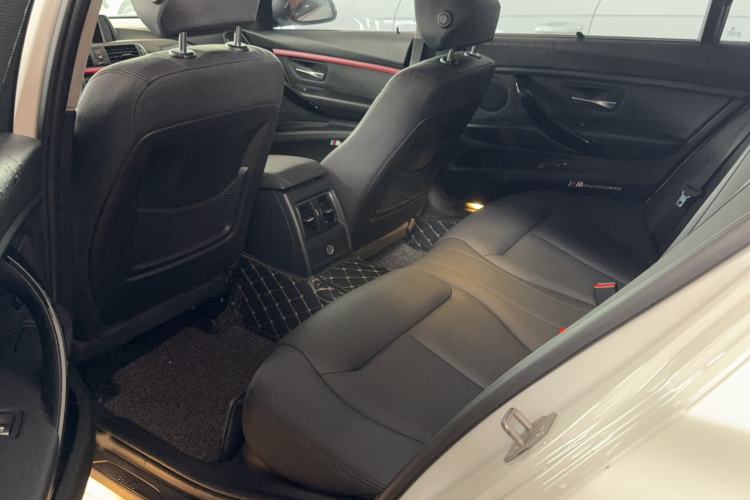 Used BMW 3 Series 2016 316Li Fashion Model Interior 3