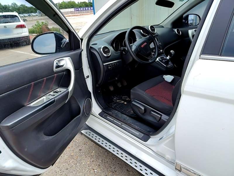 Used Haval H6 2013 Upgraded Model 1.5T Manual Two-Wheel Drive Urban Version — 17
