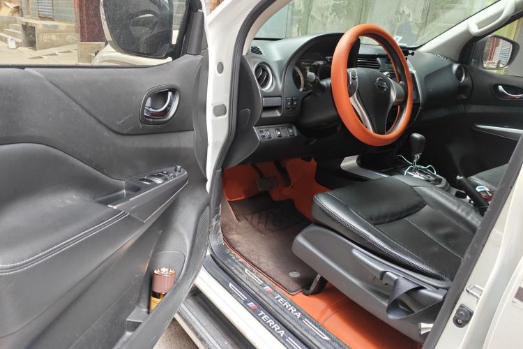 Used Nissan Terra 2018 2.5L Automatic 2WD Luxury Edition