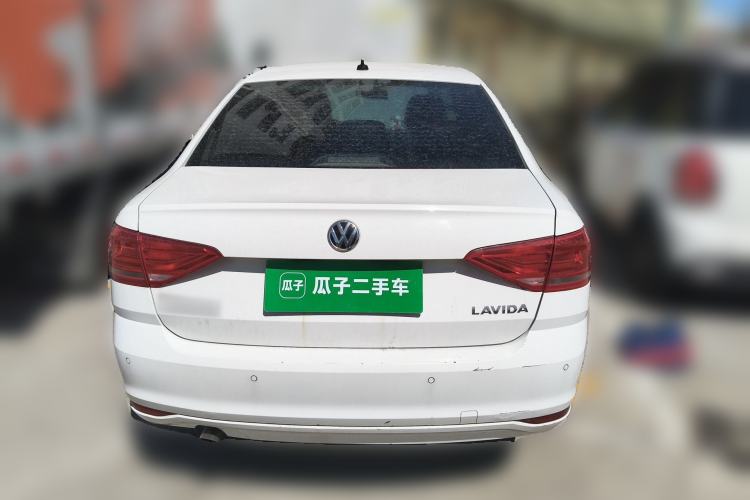 Used Volkswagen Lavida 2017 1.6L Manual Fashion Edition
