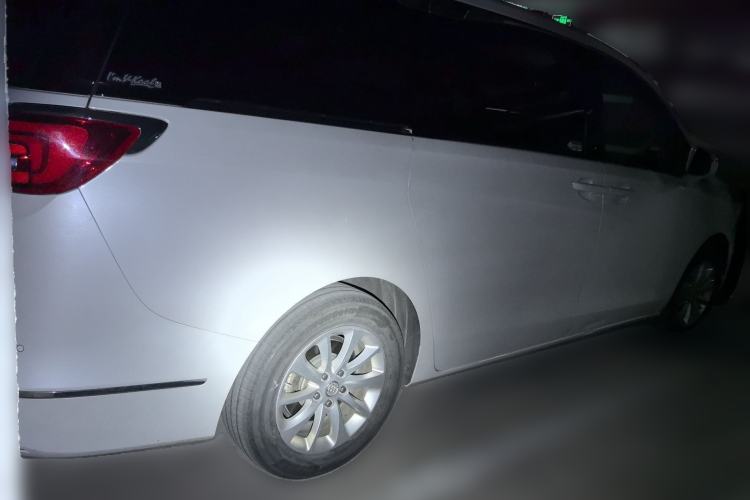 Used Buick GL8 2018 ES 28T Premium Model China VI Standard