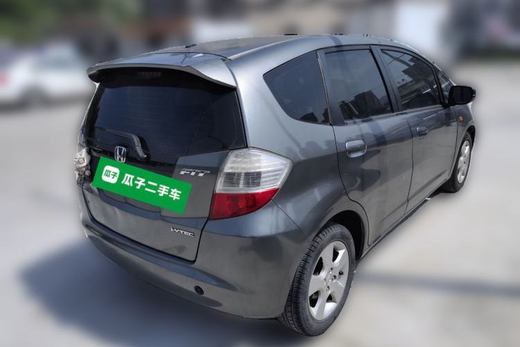 Used Honda Fit 2008 1.5L automatic luxury edition
