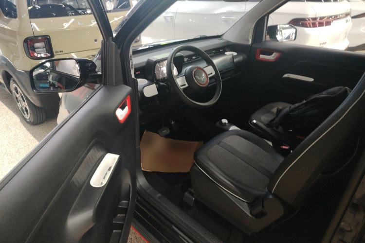 Used Wuling Hongguang MINIEV 2022 GAMEBOY 300km Enthusiast Model with Lithium Iron Phosphate Driver Seat