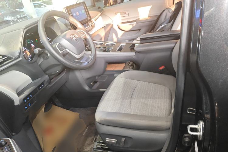 Used Toyota SIENNA 2021 2.5L Hybrid Comfort Edition