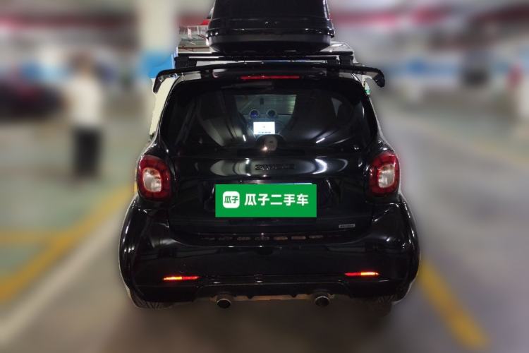 Used smart fortwo 2015 1.0L 52 kW hardtop Dynamic version
