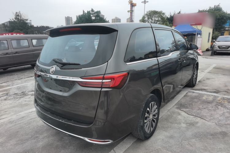 Used Buick GL8 2022 Land Cruiser Executive Class 652T Comfort Model