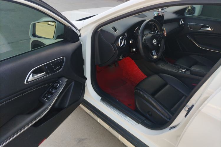 Used Mercedes-Benz GLA 2016 GLA 220 4MATIC Fashion Edition
