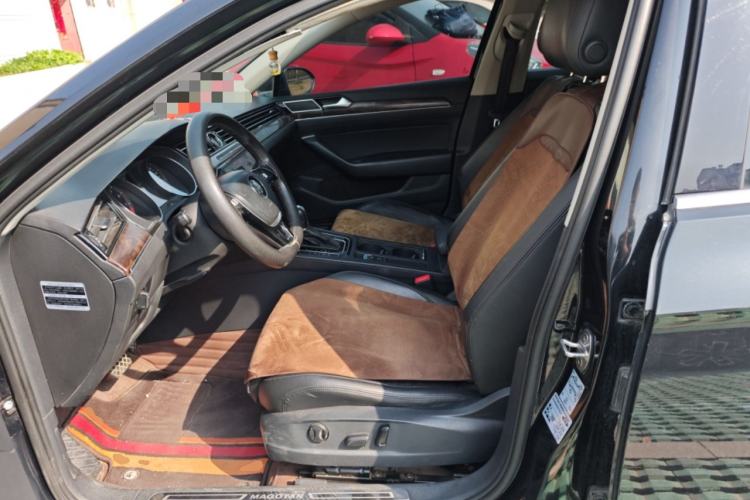 Used Volkswagen Magotan 2017 330TSI DSG Luxury Model Left Front Seat