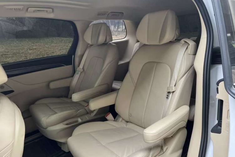 Used Buick GL8 2022 ES Landtrek 653T Luxury Edition