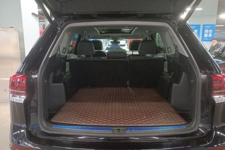 Used Volkswagen Teramont 2024 380TSI Four-Wheel Drive Prestige Flagship Edition Trunk