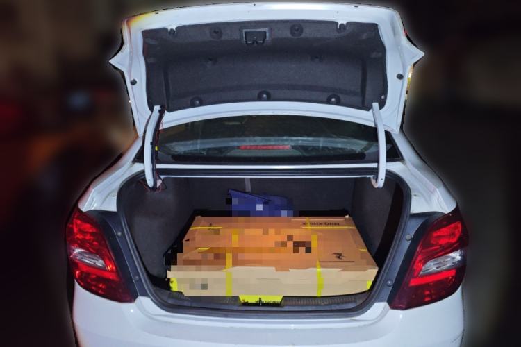 Used Chevrolet Aveo Sonic 2014 Sedan 1.4 SL MT Comfort Edition Trunk