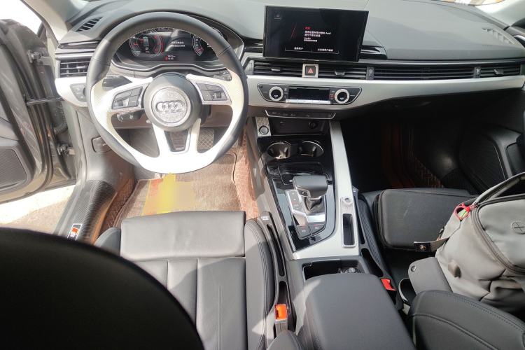 Used Audi A5 2023 Sportback 40 TFSI Fashionable and Dynamic Model Center Console