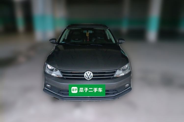 Used Volkswagen Sagitar 2017 1.6L Manual Comfort Model Front