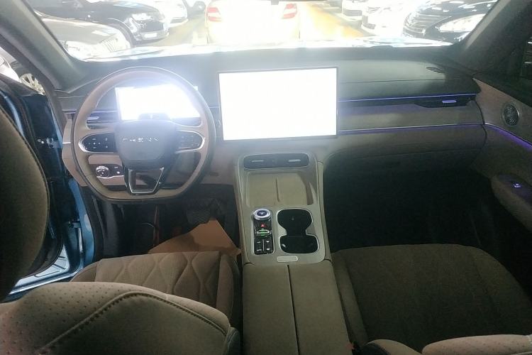 Used Chery Tiggo 8 PLUS C-DM 2025 1.5T 116 km Prestige Version 5 Seats