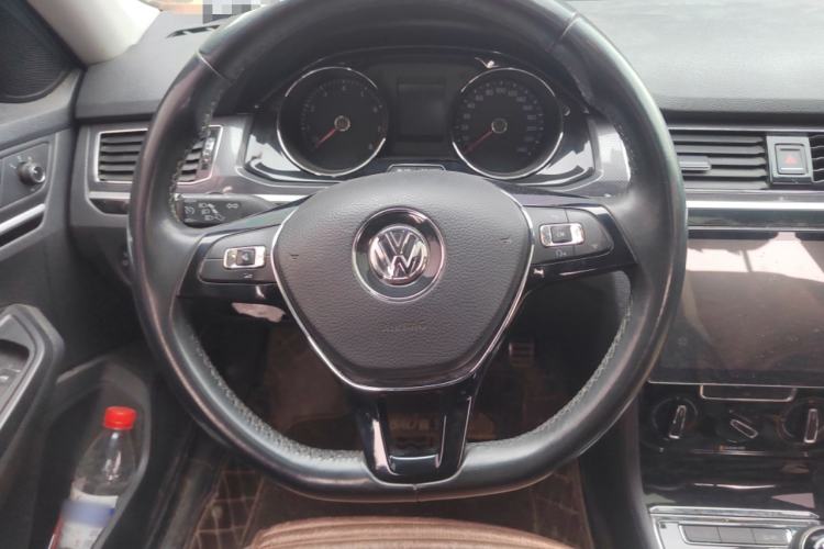 Used Volkswagen C-TREK 2018 1.5L Manual Comfort Model Steering Wheel