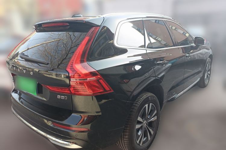 Used Volvo XC60 2025 B5 4x4 Smart Luxury Edition
