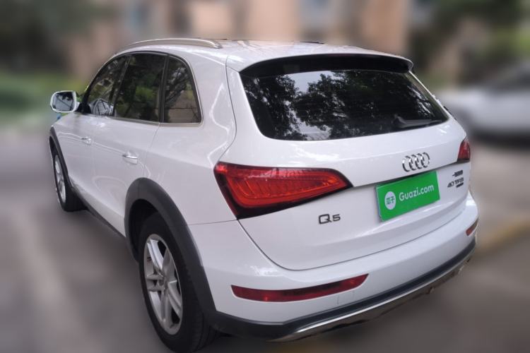 Used Audi Q5 2018 Collector's Edition 40 TFSI Technology Model
