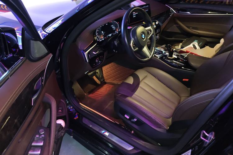 Used BMW 5 Series 2020 525Li M Sport Package Driver Seat