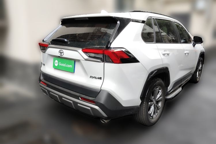 Used Toyota RAV4 2024 2.0L CVT Two-Wheel Drive Fashion Plus Edition Rear Right 45 Deg