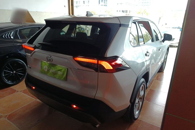 Used Toyota RAV4 2022 2.0L CVT Two-Wheel Drive Fashion Edition