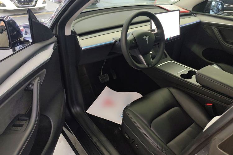 Used Tesla Model Y 2024 Rear-Wheel-Drive Version
