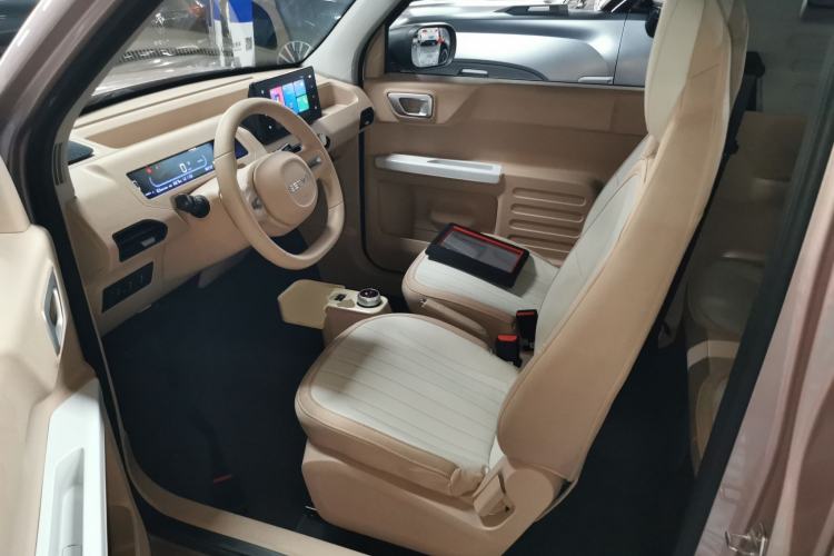 Used Geely Galaxy Panda 2023 Panda Mini 200km Endurance Bear Left Front Seat