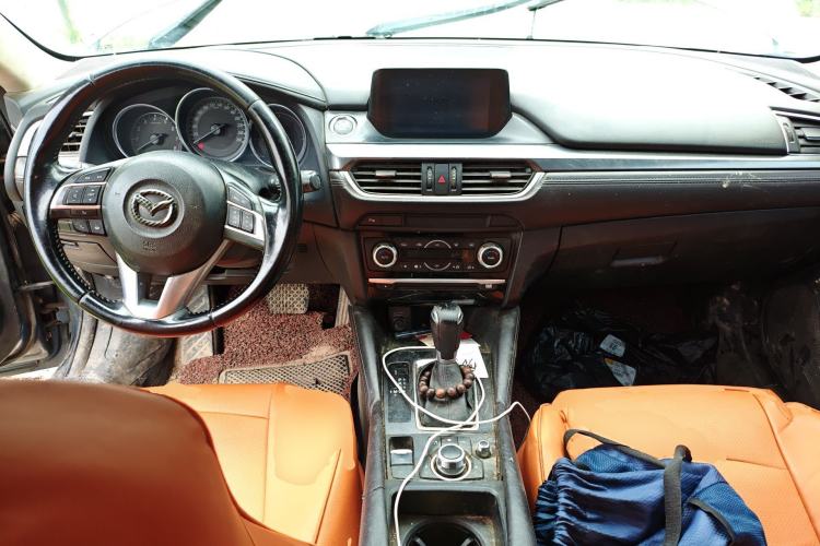 Used Mazda Atenza 2017 2.0L Blue Sky Luxury Edition Center Console