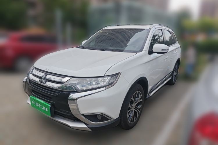 Used Mitsubishi Outlander 2018 2.0L Two-Wheel Drive Glory Edition 5 Seats