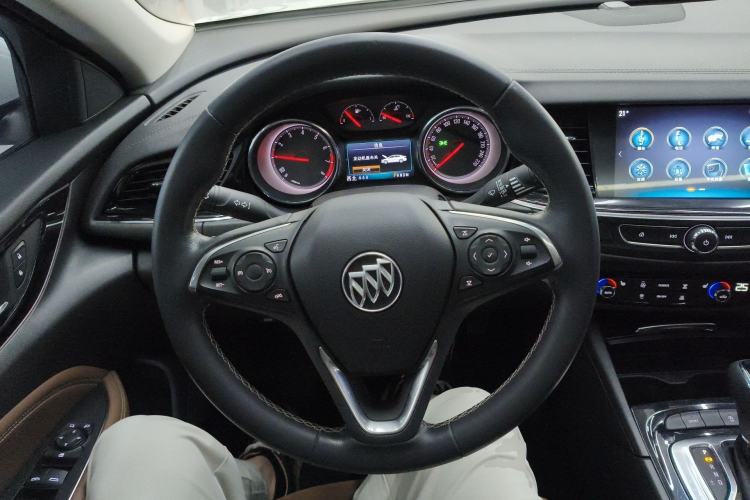 Used Buick Regal 2019 20T Elite Version China VI Standard Steering Wheel