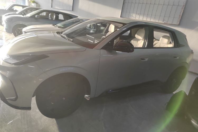 Used ARCFOX T1 2025 Model 425 PRO