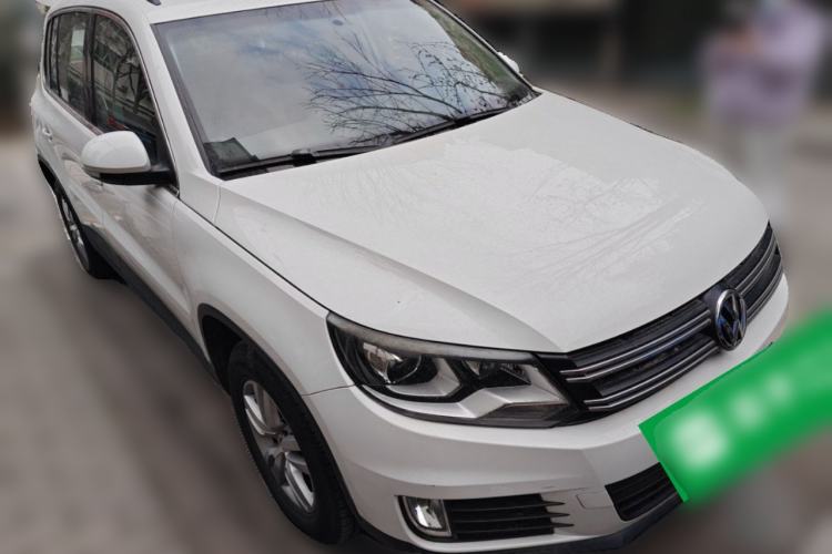 Used Volkswagen Tiguan 2013 1.8TSI Manual Two-Wheel Drive Trend Edition Front Right 45 Deg