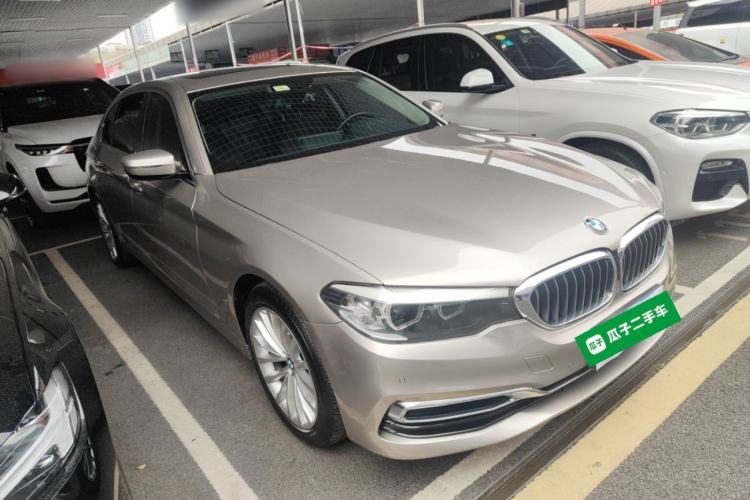 Used BMW 5 Series 2019 Facelifted 525Li Luxury Package
