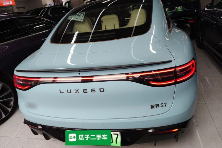 Used Hima Luxeed S7 2024 Ultra Four-Wheel Drive Flagship Edition Rear