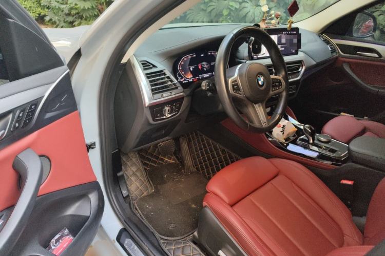 Used BMW X4 2022 xDrive 30i M Sport Package Driver Seat