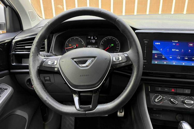 Used Jetta VS5 2019 280TSI Automatic Enjoyment Model
