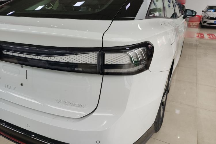 Used Volkswagen ID.7 VIZZION 2024 AIR model