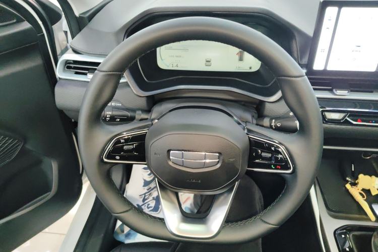 Used Geely Auto Emgrand 2026 Model 4th Generation 4 Millionth Anniversary Edition 1.5L CVT Feiyue Edition Steering Wheel