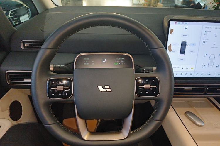 Used Li Auto MEGA 2025 Home Family Special Edition