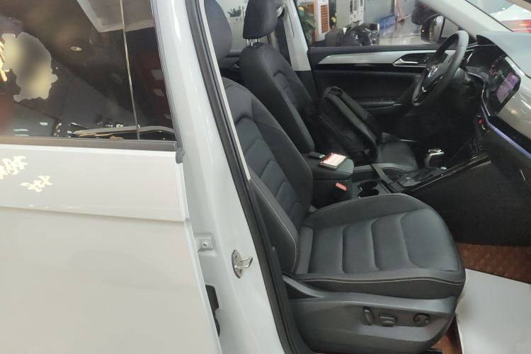 Used Volkswagen Tayron 2022 280TSI Two-Wheel Drive Luxury Smart Connectivity Version
