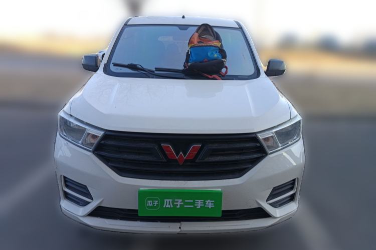 Used Wuling Hongguang 2019 1.5L S Basic Version China VI Standard LAR
