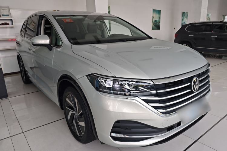 Used Volkswagen Viloran 2024 330TSI Luxury Edition
