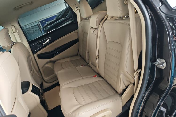 Used Ford Edge 2016 EcoBoost 245 Two-Wheel-Drive Titanium 5-Seater