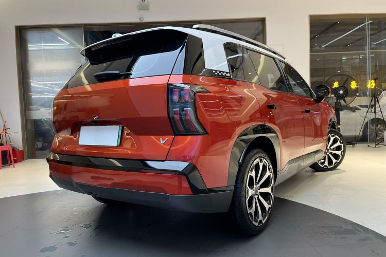 Used AION V 2024 Aion Tyrannosaurus 650 LiDAR Edition