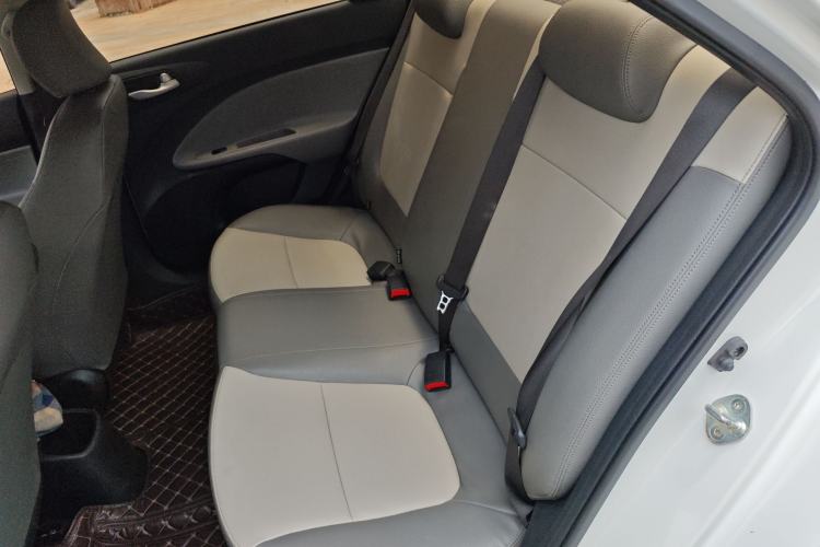 Used Kia Pegas 2019 1.4L Manual Value Edition National VI Standard Left Rear Seat